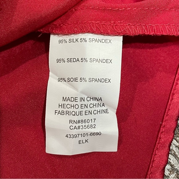 Bebe Red Silk Sexy Button-Up Blouse Puff Sleeves S Pinup Retro Romantic Glam NWT - Picture 7 of 8